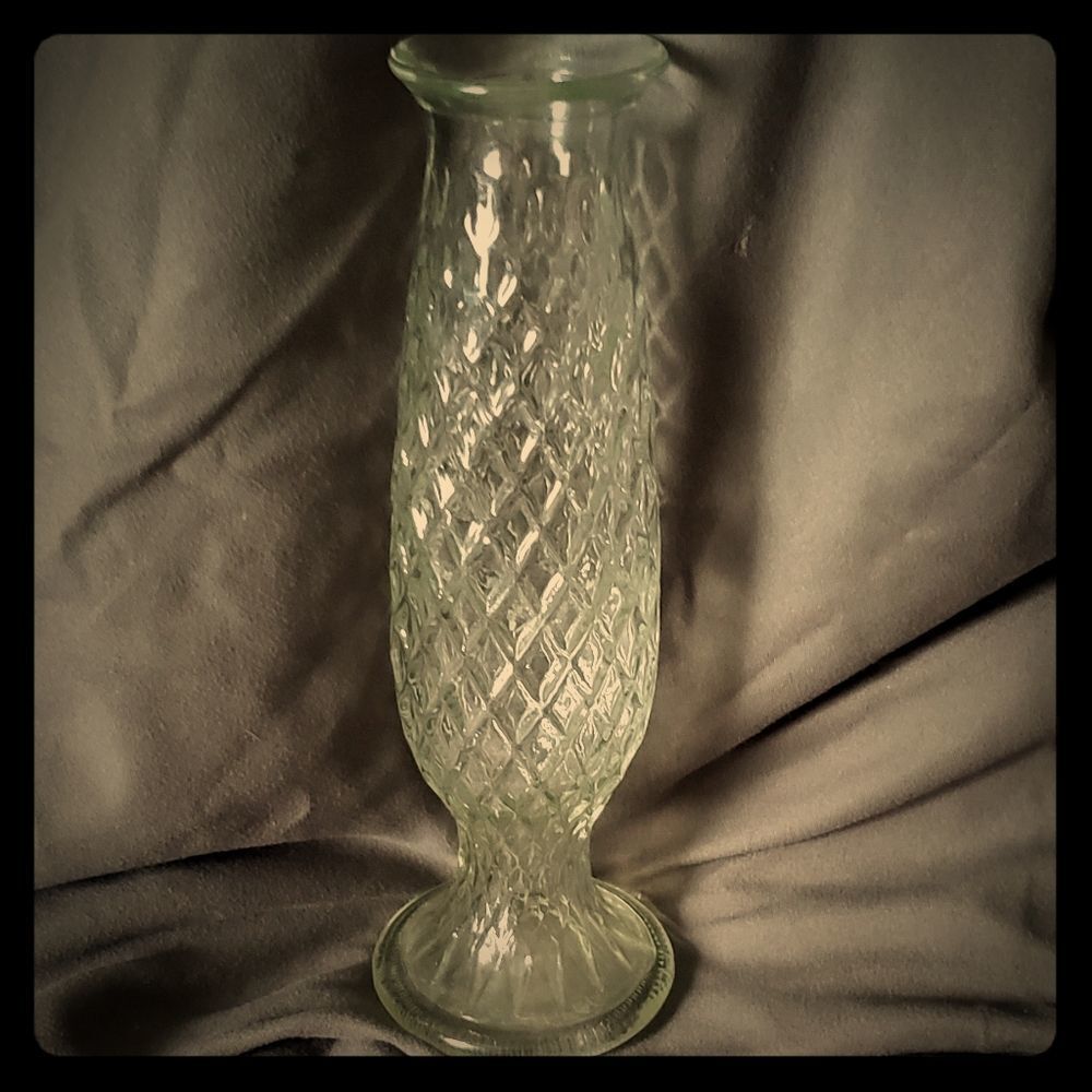 E.O. Brody Crystal Glass Vase Vintage 7.5"